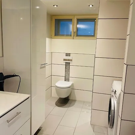 Appartement - - Moeblierte *